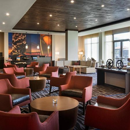 Courtyard By Marriott Irvine Spectrum Buitenkant foto