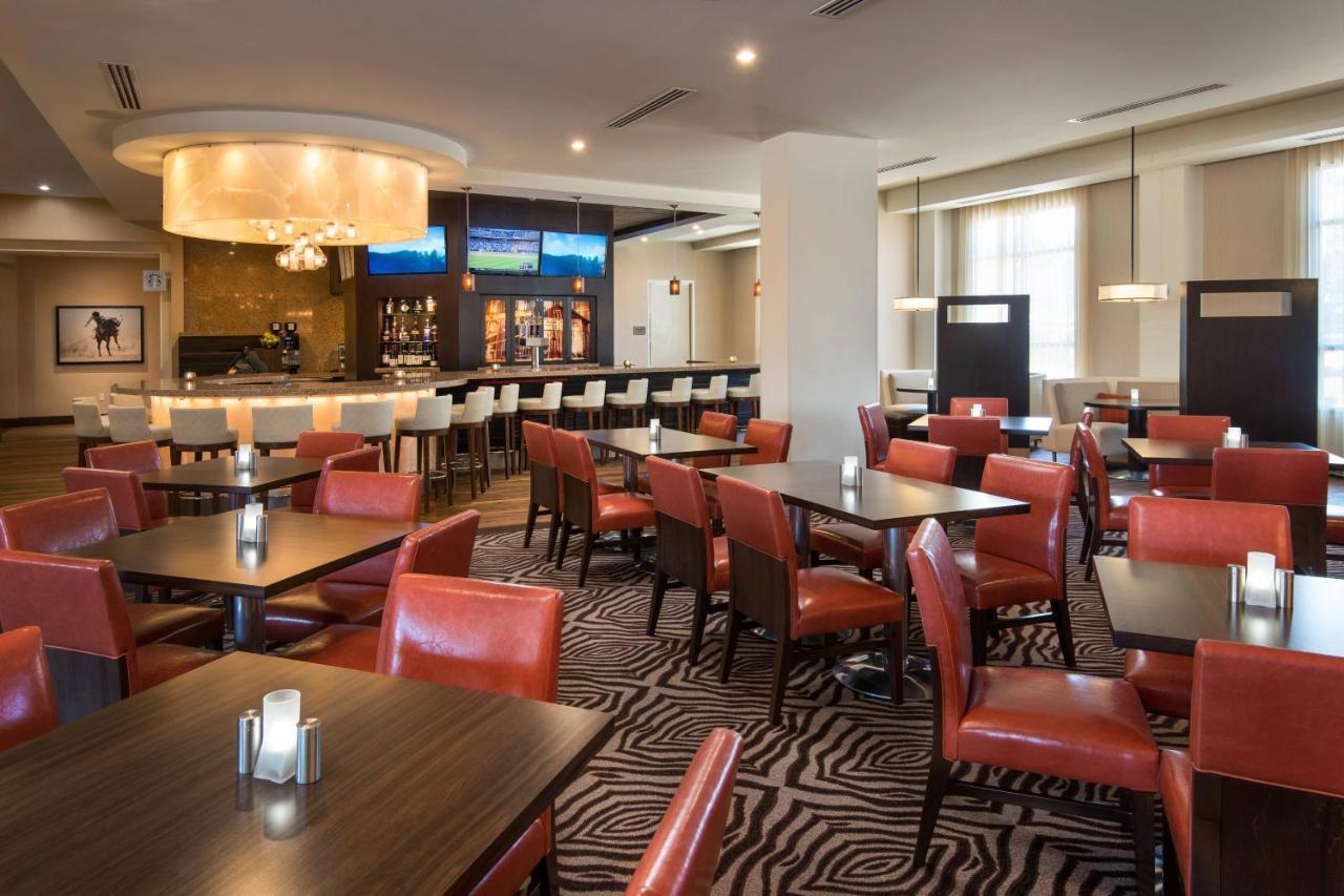 Courtyard By Marriott Irvine Spectrum Buitenkant foto