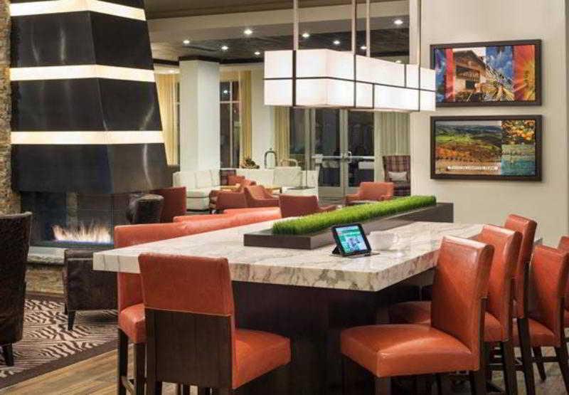 Courtyard By Marriott Irvine Spectrum Buitenkant foto