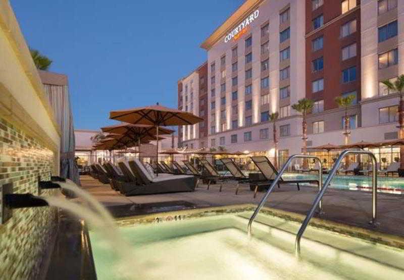 Courtyard By Marriott Irvine Spectrum Buitenkant foto