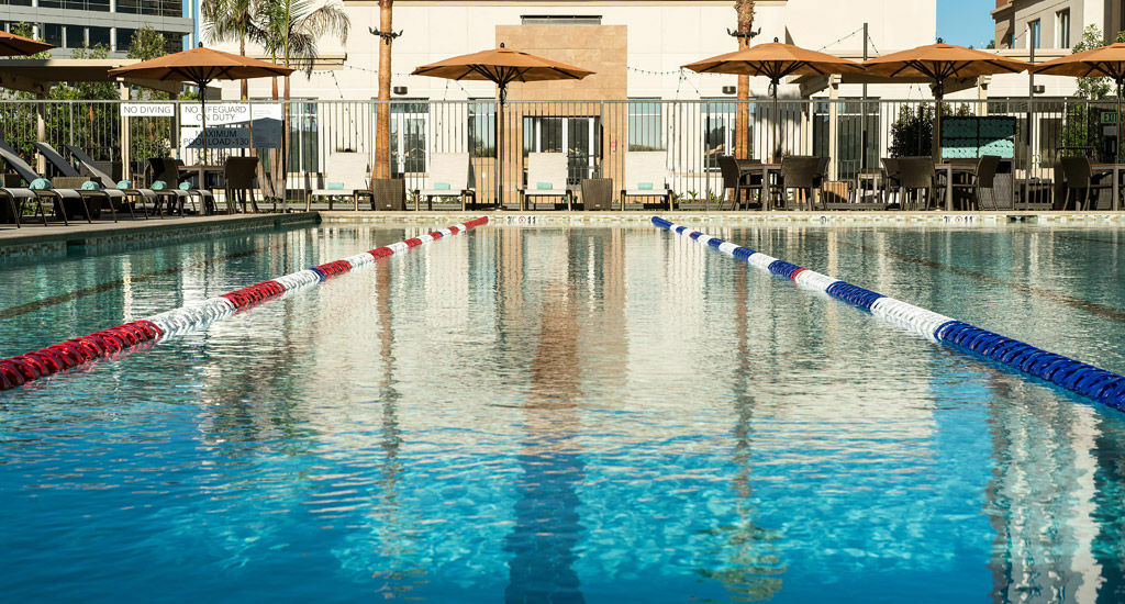 Courtyard By Marriott Irvine Spectrum Buitenkant foto